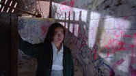 «Никто тебя не слышит: Аромат фиалок (2001)» — обои к фильму #1
