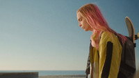«Лола у моря (2019)» — обои к фильму #1
