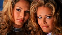 «Playboy Video Centerfold: Playmate 2000 Bernaola Twins (2000)» — обои к фильму #1