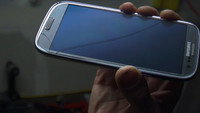 How to Fix a Cracked Touch Screen Phone