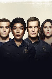 Постер сериала «911 служба спасения (2018)» — (15 из 215)