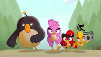 «Angry Birds: Летнее безумие (2022)» — обои к мультсериалу #5