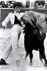 Постер фильма «Красавица и бык (1954)» — (2 из 3)
