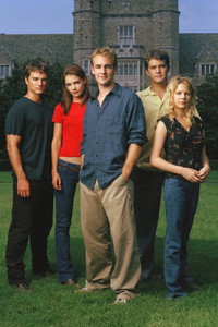 Постер сериала «Бухта Доусона (1998-2003)» — (9 из 124)