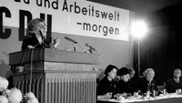 «Die Unbeugsamen (2021)» — обои к фильму #4
