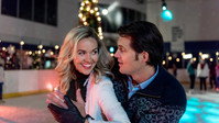 «Hearts of Christmas (2016)» — обои к фильму #1