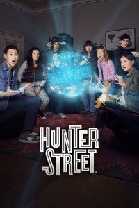 Постер сериала «Хантер Стрит (2017-2021)» — (14 из 27)
