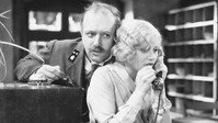 «Влюбленная фирма (1932)» — обои к фильму #1