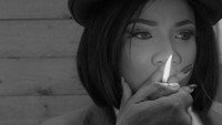 «Gold Coast Lounge (2020)» — обои к фильму #1