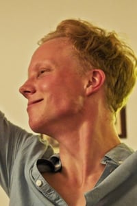 Tobias Schormann as Schiller in Friendship of Men