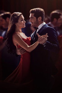 Постер сериала «Совершенно другой (2023-2024)» — (1 из 11)
