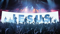 «Hillsong: A Megachurch Exposed (2022)» — обои к сериалу #3