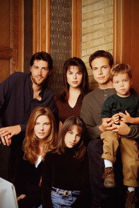 Постер сериала «Нас пятеро (1994-2000)» — (23 из 44)