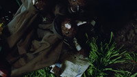 Обои к мультфильму «Кровавый чай и красная ниточка (2006)» — (28 из 59)