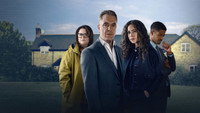 «Убегай! (2026)» — обои к сериалу #3