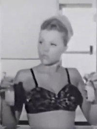 Imagem do Filme It's a Bare Bare World