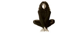 «Kate Bush: The Whole Story (1986)» — обои к фильму #1