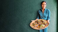 «Taste the Nation with Padma Lakshmi (2020)» — обои к сериалу #6