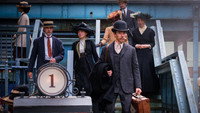 Обои к фильму «Кошачьи миры Луиса Уэйна (2021)» — (11 из 17)