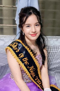 Aahana Khan