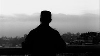 «Тысячи мирных облаков окружают небо, любовь, ты не можешь остановить любовь… (2003)» — обои к фильму #3