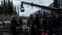 «Невиданный мир: Выживший (2016)» — обои к фильму #1