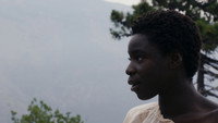 «Un violent désir de bonheur (2018)» — обои к фильму #2