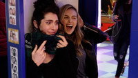 Обои к фильму «Girls' Night In (Beauty, Brains, and Personality) (2021)» — (28 из 44)