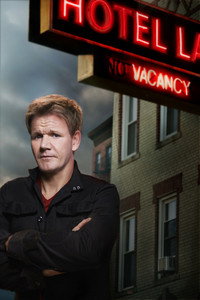 Постер сериала «Кошмары в отеле (2012-2014)» — (2 из 14)