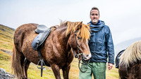 «Ben Fogle: New Lives in the Wild (2013)» — обои к сериалу #2