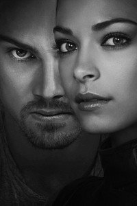 Постер сериала «Красавица и чудовище (2016)» — (27 из 57)