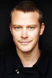 Michael Dorman as Jamie in 50 Ways of Saying Fabulous