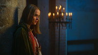 Обои к фильму «Джульетта и Ромео (2025)» — (13 из 30)