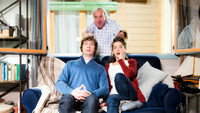 Обои к сериалу «Задом наружу (2012-2014)» — (15 из 15)
