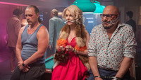 «Шуба из медведя (2019)» — обои к фильму #3