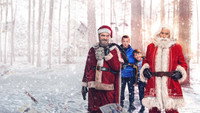 «Ограбление перед Рождеством (2023)» — обои к фильму #1