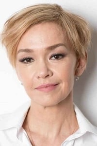 Júlia Lemmertz as Julieta in From Beginning to End