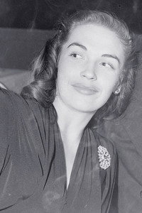 Esperanza Baur