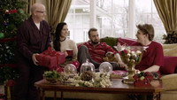 «Christmas All Over Again (2016)» — обои к фильму #1