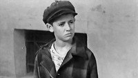 Обои к фильму «Босой батальон (1953)» — (11 из 17)