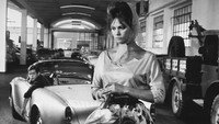 Обои к фильму «Девушка с чемоданом (1960)» — (13 из 26)