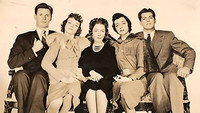 «Наши сердца были молоды и веселы (1944)» — обои к фильму #2