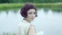 «На лугу (2010)» — обои к фильму #1