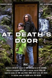 Imagem do Filme At Death's Door