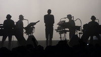 «Racine Carré Live (2015)» — обои к фильму #8
