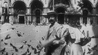 «Pigeons sur la place Saint-Marc (1896)» — обои к фильму #1