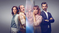 «Зеркало, зеркало (2022)» — обои к фильму #1