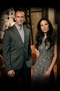 Постер сериала «Элементарно (2012 - 2019)» — (41 из 161)