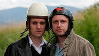 «Святой бизнес (2010)» — обои к фильму #2