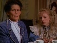 S03E05 - (1992)